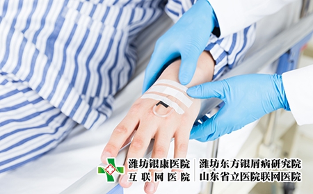攝圖網_501193938_醫療打針輸液（企業商用）
