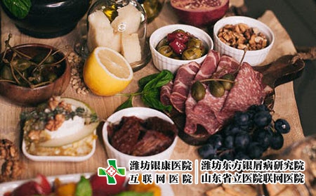 飲食  肉